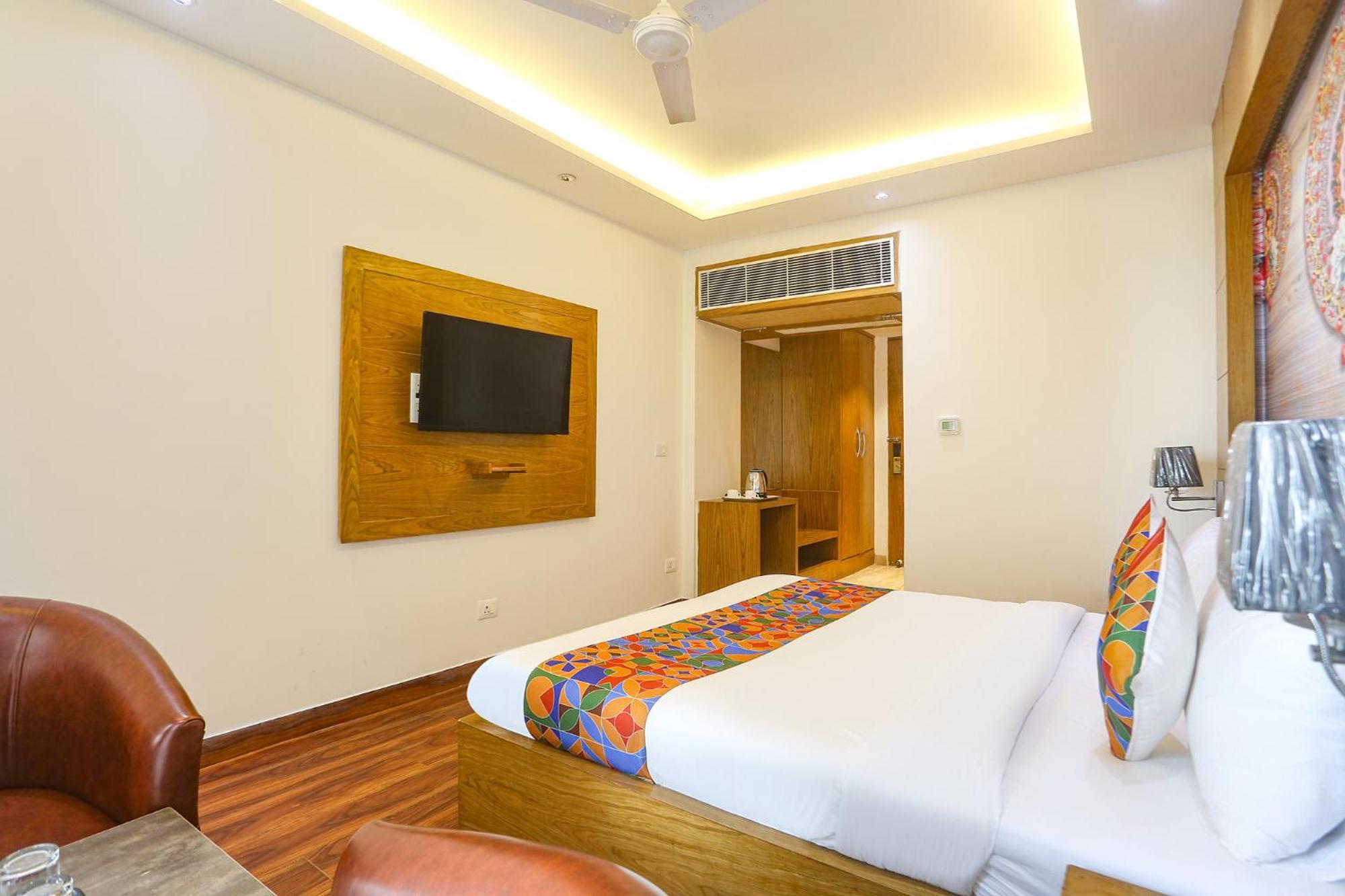 Fabhotel Prime Star 17 - Nr Yashobhoomi Convention Centre 델리 외부 사진