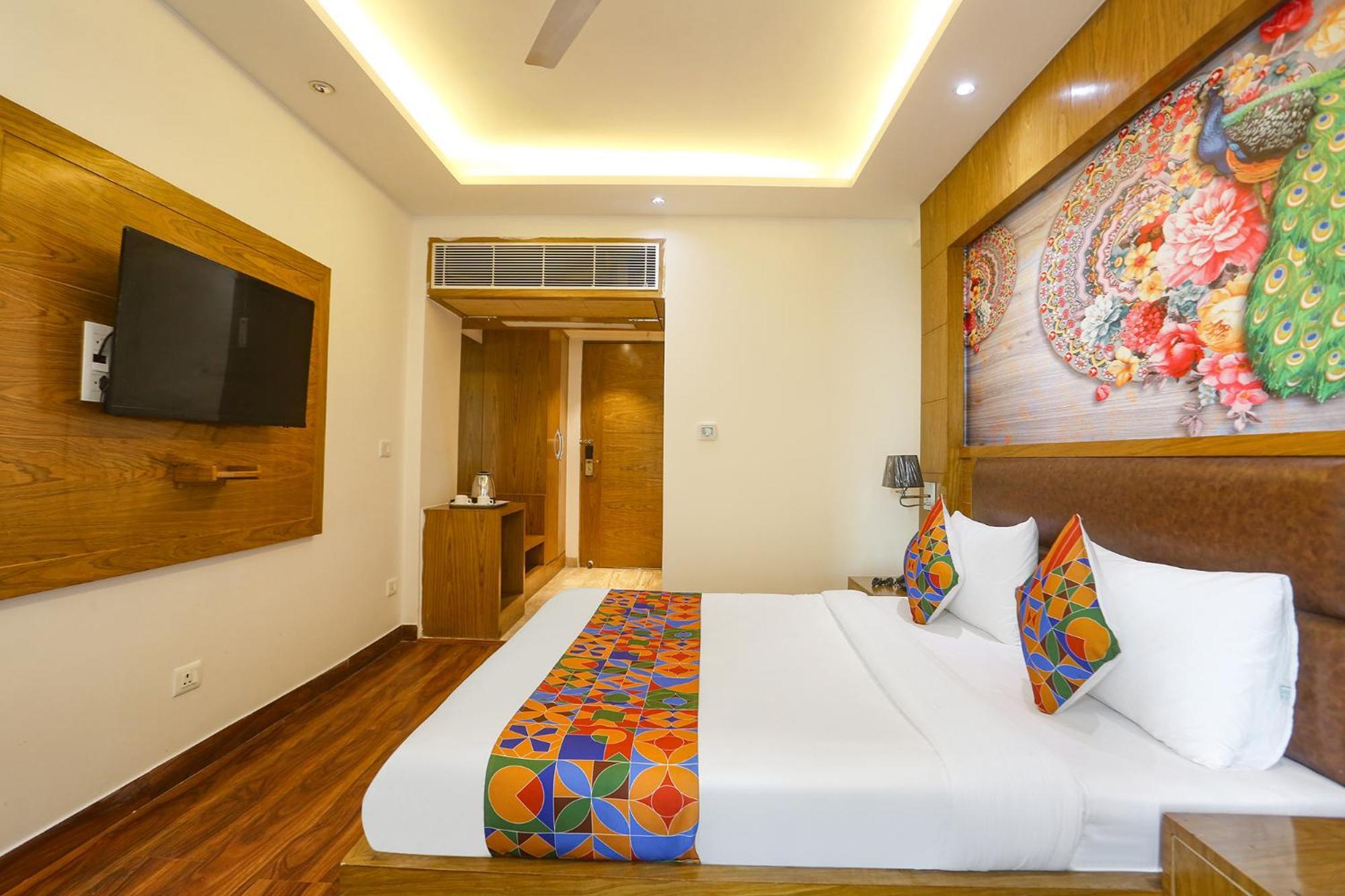 Fabhotel Prime Star 17 - Nr Yashobhoomi Convention Centre 델리 외부 사진